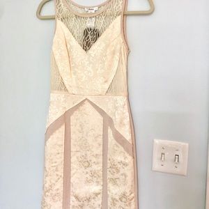 Lace and silky detail mini dress - lace back